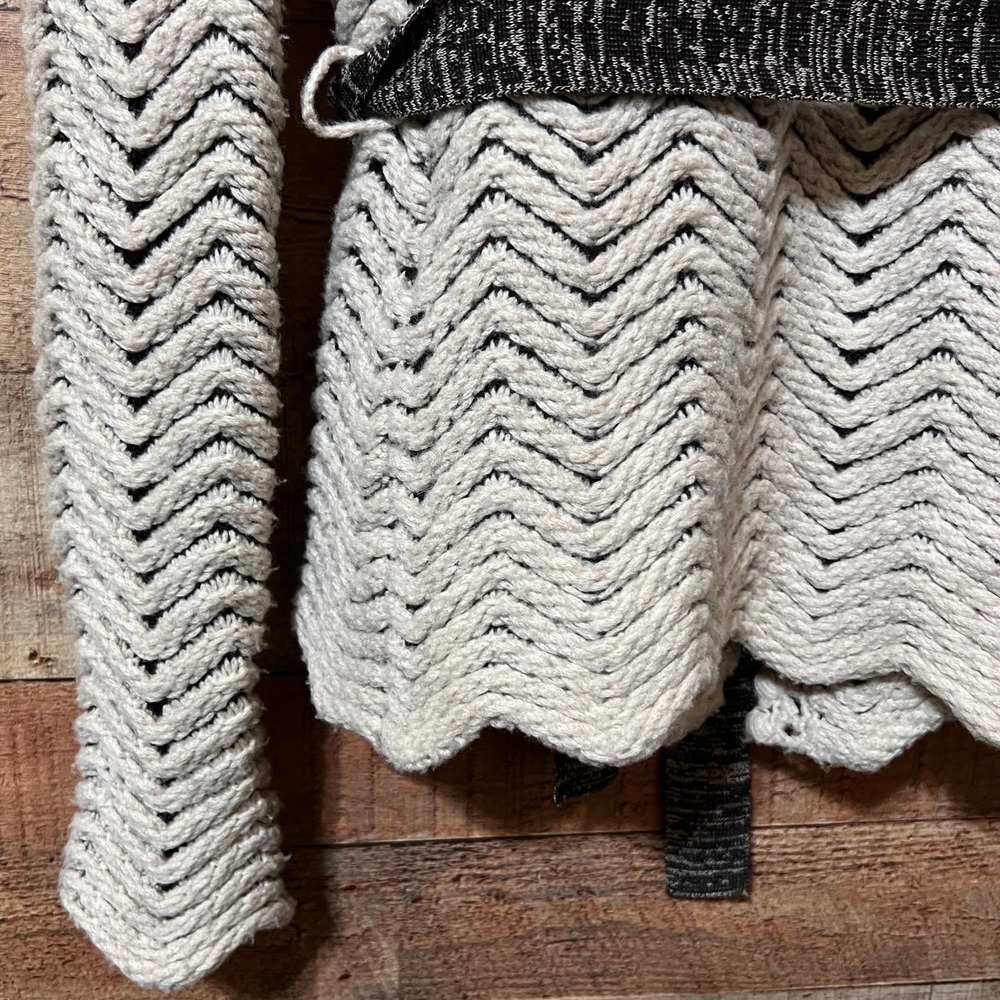 Moth Anthropologie Filamentous Chevron Cardigan Size XS - Picture 10 of 14